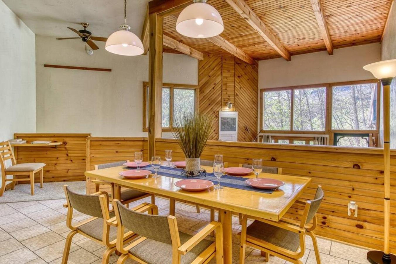 Peace, Serenity & Relaxation In The Smokies! جاتلينبرج المظهر الخارجي الصورة