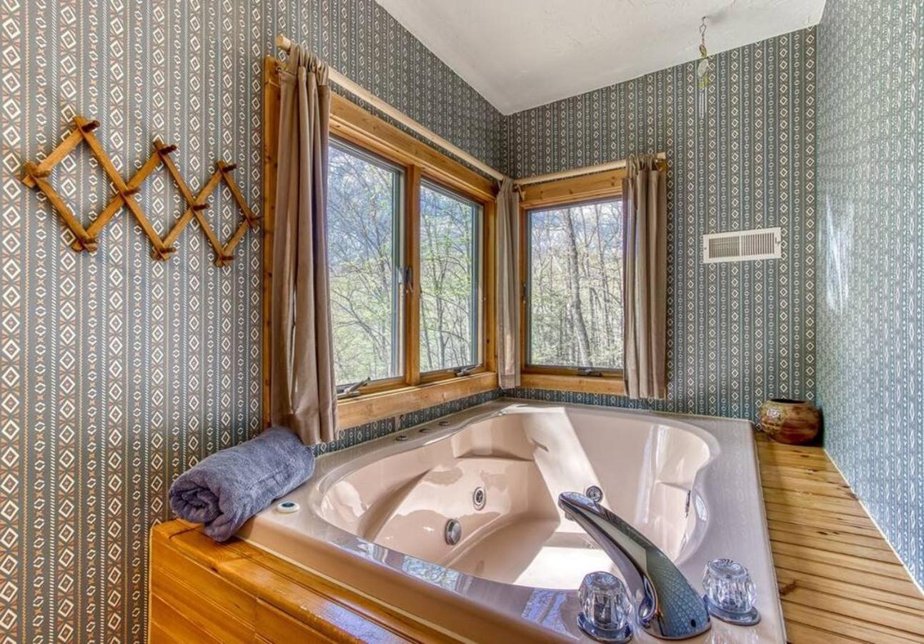Peace, Serenity & Relaxation In The Smokies! جاتلينبرج المظهر الخارجي الصورة